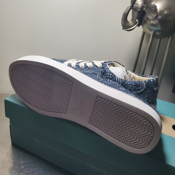 TOMS Alex - Picture 5 of 6